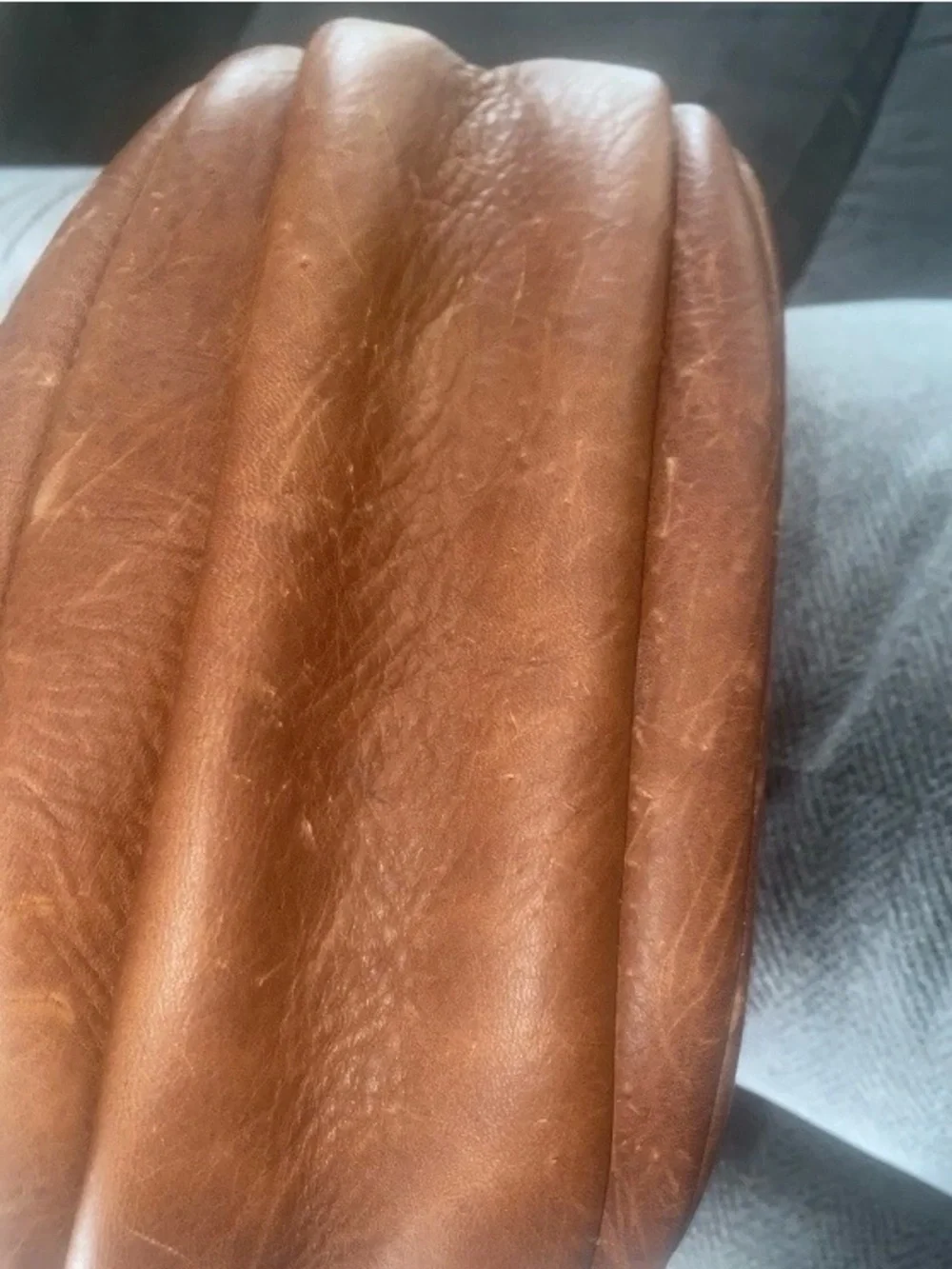 Genuine DULUTH Trading Company leather messenger Lifetime Leather Bag Vintage